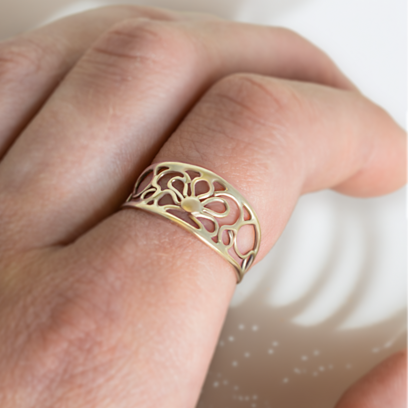 18K Gold Filigree Bloom Ring